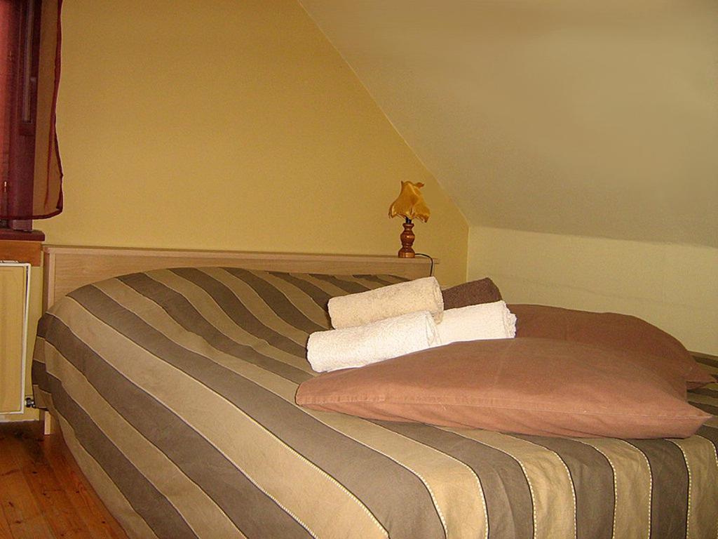 Guesthouse Kolibriehuys Nieuwkerke Rum bild