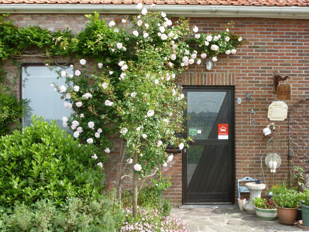 Guesthouse Kolibriehuys Nieuwkerke Exteriör bild